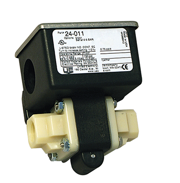 United Electric 24-014/M900 Delta Pro Pressure Switch 4-43.5 PSI SPDT with Watertight Fitting